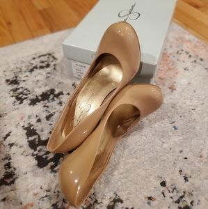 Jessica Simpson Calie Nude Patent Pumps in Size 7